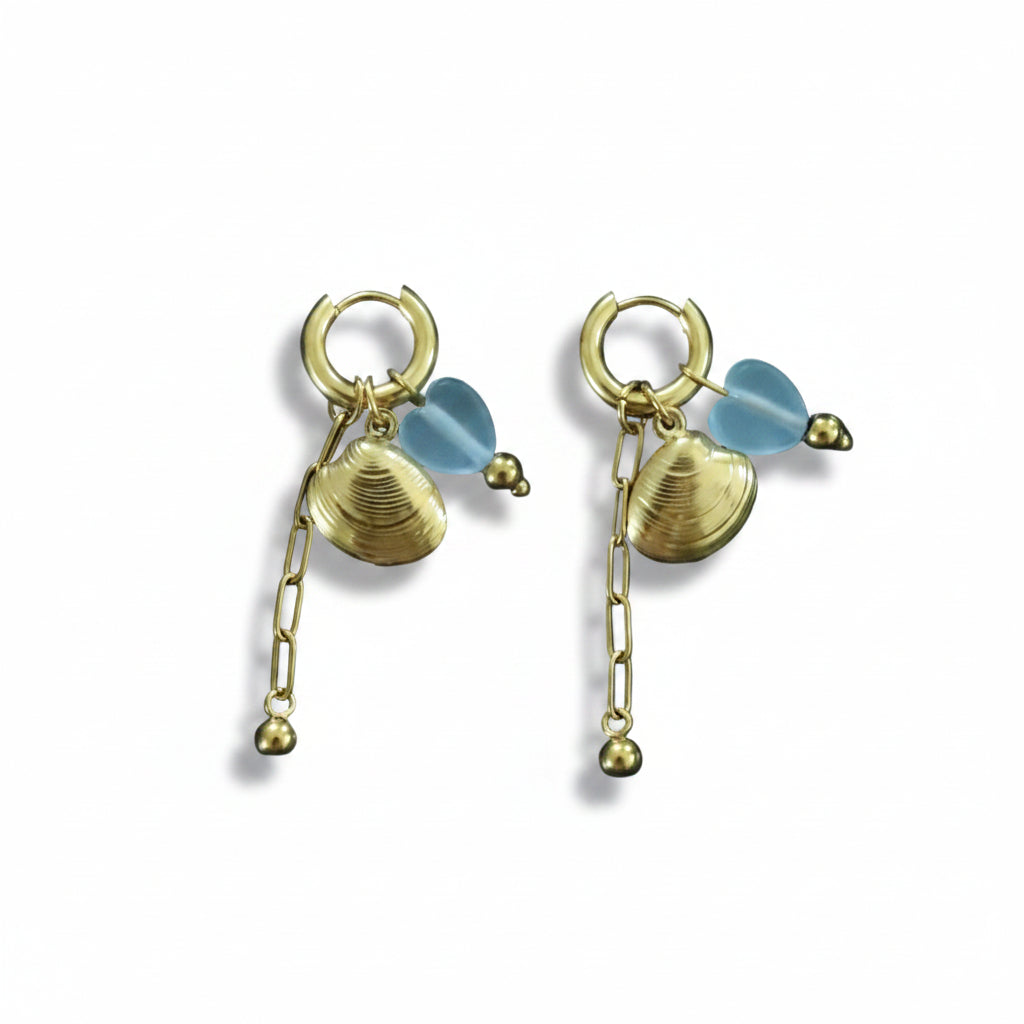 Oorbellen 'shell - blue heart'